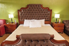 Grand Caporal Hotel