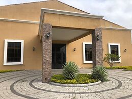 Grand Caporal Hotel