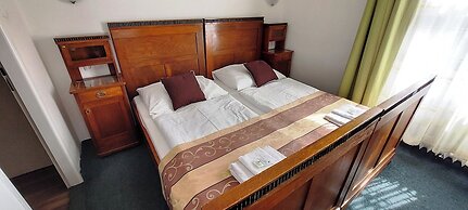 Hotel Grand