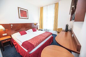 Hotel Grand