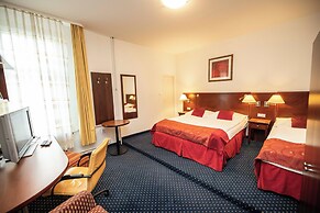 Hotel Grand