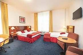 Hotel Grand