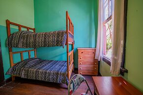 La Casa del Puerto - Hostel