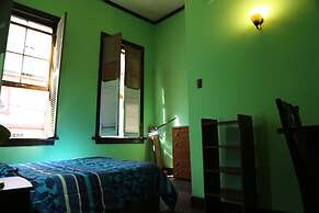 La Casa del Puerto - Hostel