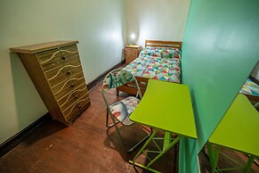 La Casa del Puerto - Hostel