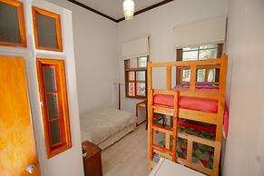 La Casa del Puerto - Hostel