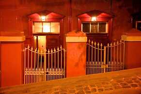 La Casa del Puerto - Hostel