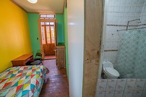 La Casa del Puerto - Hostel