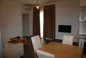 Sunrise Luxury Apartments