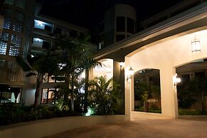 Constellation Hotel