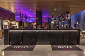 Moxy Edinburgh Airport