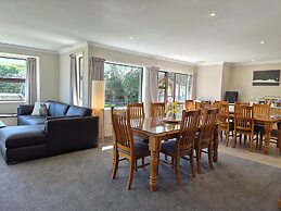 Te Mahuru Retreat