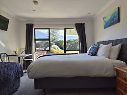 Te Mahuru Retreat