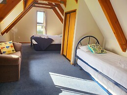 Te Mahuru Retreat