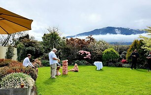 Te Mahuru Retreat