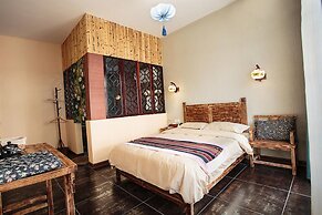 Guilin Lotus Hotel