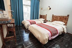 Guilin Lotus Hotel