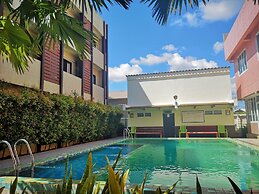 The Wonders Hotel
