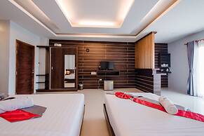 Lanta Ray Bay Hotel
