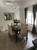 Dina's House