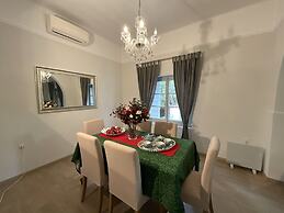 Dina's House