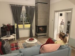 Dina's House