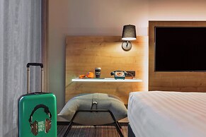 Moxy Warsaw Praga