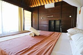 Mega Cottages