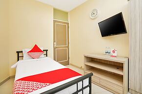 Capital O 175 K-60 Residence