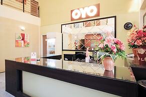 Capital O 175 K-60 Residence