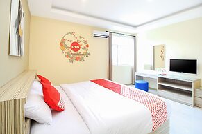 Capital O 175 K-60 Residence