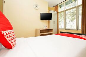 Capital O 175 K-60 Residence