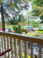 Royal Lake View Gardens