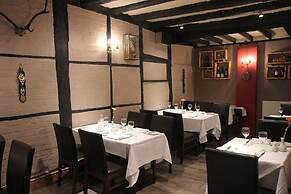 Godstone Hotel