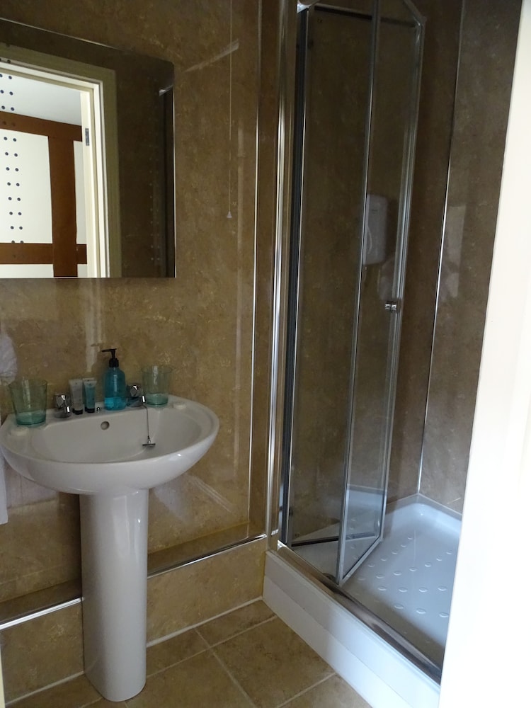 Ellesmere Hotel