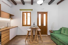 Evlimeni Suites