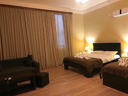 Royal Palace Hotel