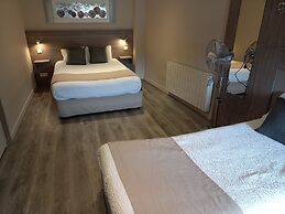 Logis Hôtel la Résidence