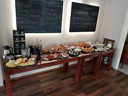BASALT Hotel Restaurant Lounge