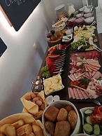 BASALT Hotel Restaurant Lounge