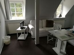 BASALT Hotel Restaurant Lounge