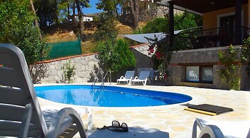 Villa Olive by Villa Safiya