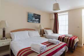 Marine Apartment