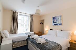 Marine Apartment