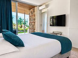 Isola Bella Infinity Suites