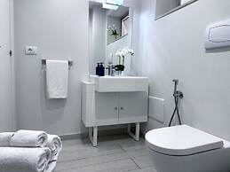 Isola Bella Infinity Suites