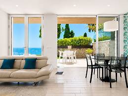 Isola Bella Infinity Suites