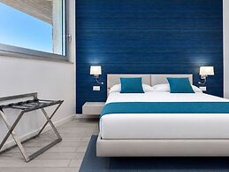 Isola Bella Infinity Suites