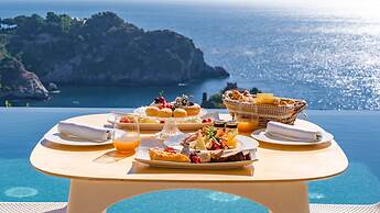 Isola Bella Infinity Suites