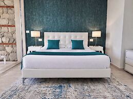 Isola Bella Infinity Suites